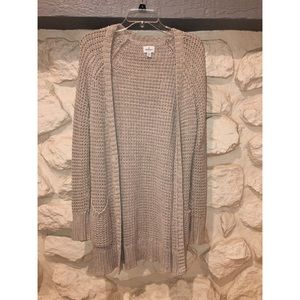 Long knitted cardigan